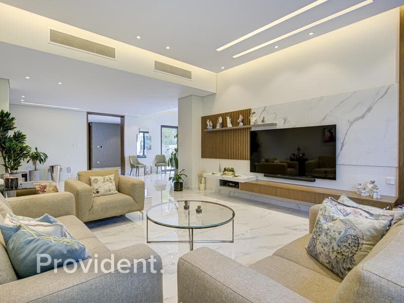 Fully Upgraded | Furnished | Perfect Corner Villa - Image 2