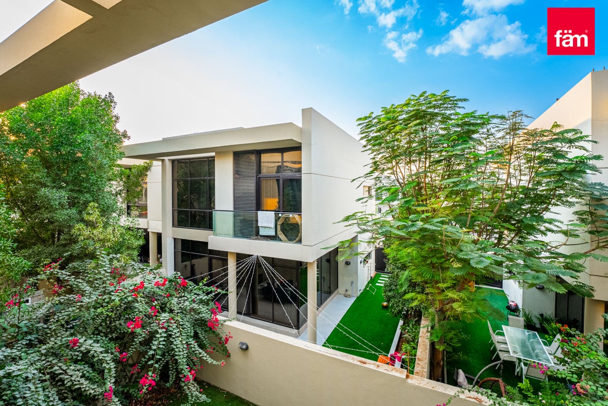 Spacious Townhouse in Damac-2