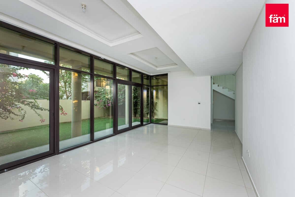 Spacious Townhouse in Damac-2