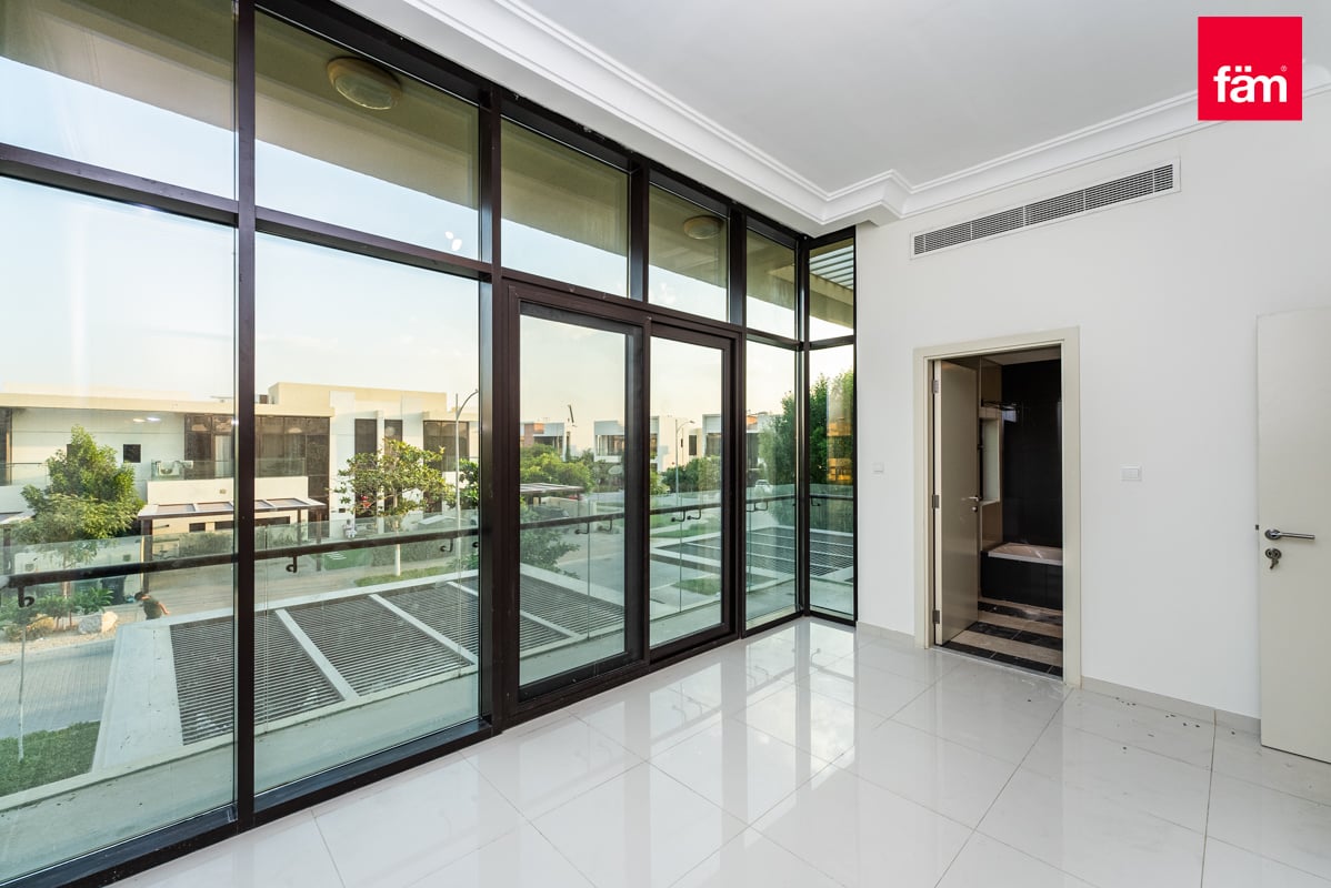 Spacious Townhouse in Damac-9